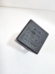 Ford Sinyal Flaşör Rolesi 3 Pin 12V J590b/J945