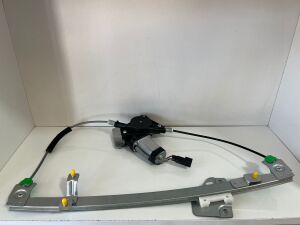 Ford Fiesta Ön Cam Krikosu Komple Motorlu Sol Şoför Tarafı 96-02 Arası 96FGA23201BE