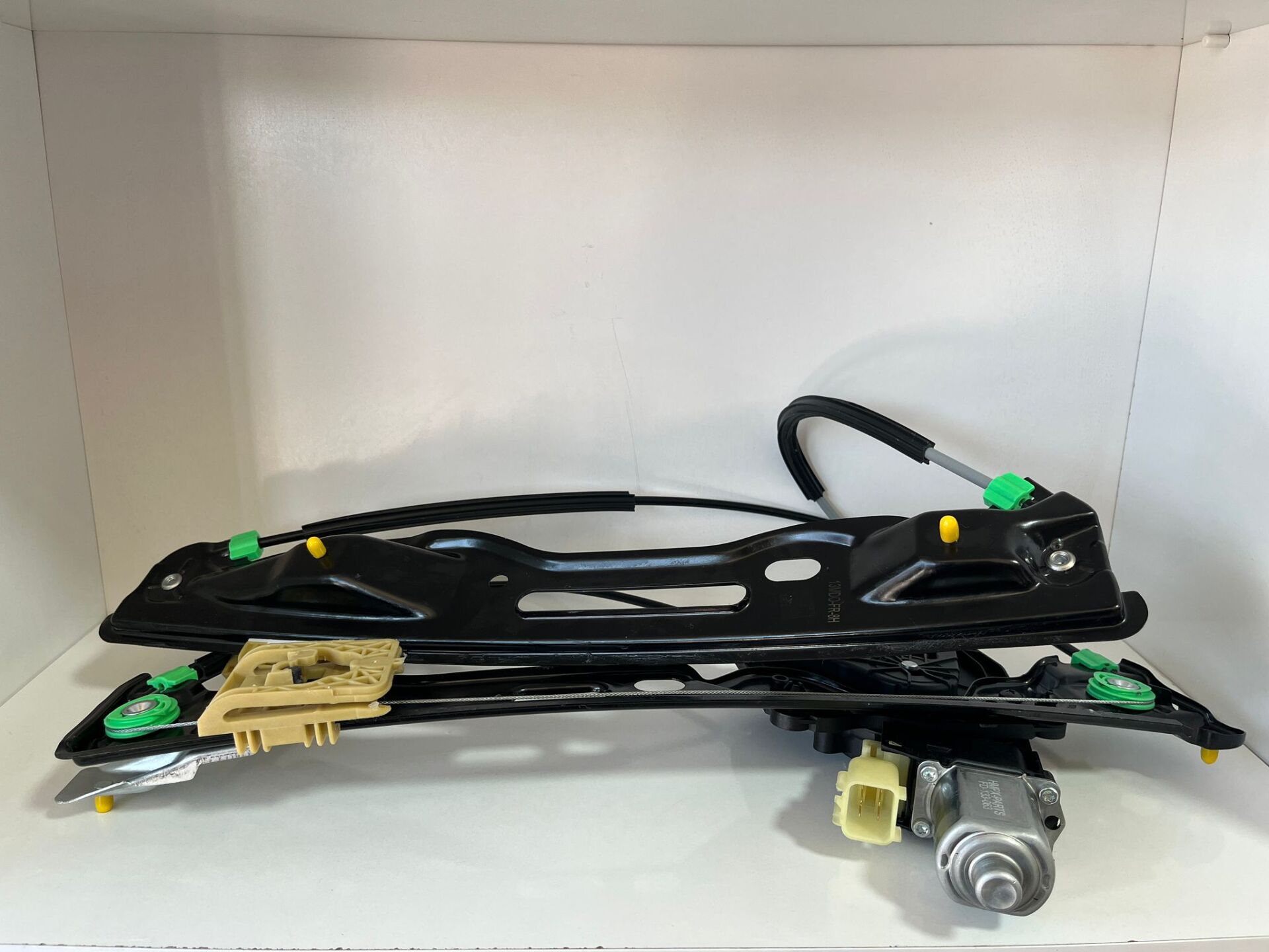 Ford Mondeo Ön Cam Krikosu Komple Motorlu Sağ Yolcu Tarafı 2014-2018 DS73F23208AF