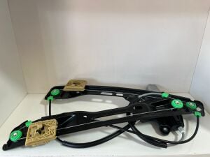 Ford Mondeo Ön Cam Krikosu Komple Motorlu Sol Şoför Tarafı 2014-2018 DS73F23209AF