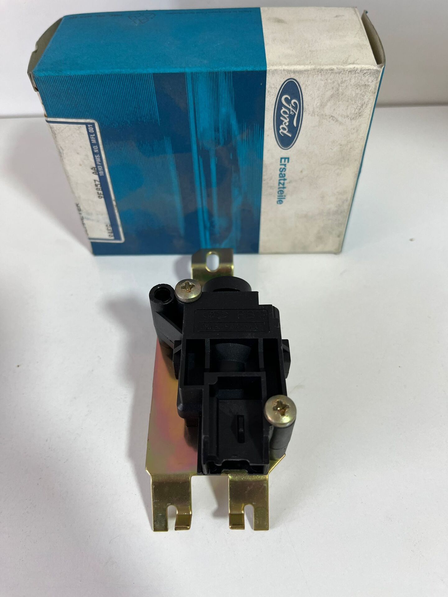 Ford Fiesta Yakıt (Benzin)  Kesici Darbe Şarteli 94FG9F857AA / 7062148