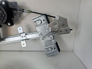 Ford Fusion Ön Cam Krikosu Motorlu Sağ 2003-2011 Arası 2N11N23200BU