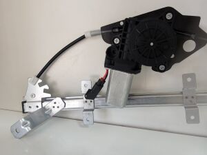 Ford Fiesta Ön Cam Krikosu Motorlu Sağ 2002-2008 Arası 2S61A23200BS