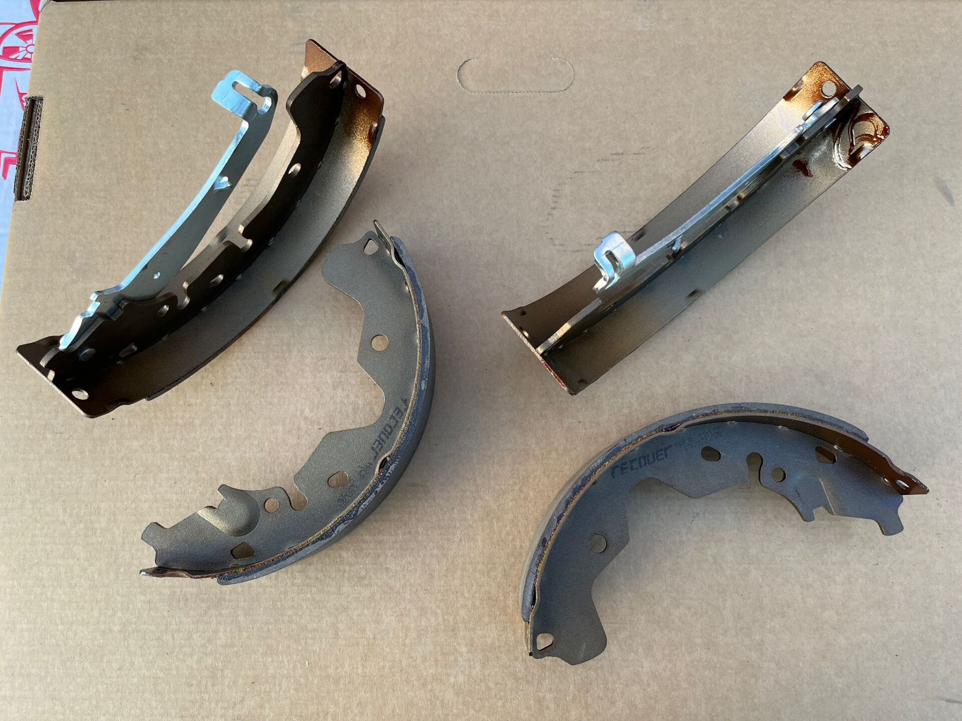 Yeni Ford Courier Arka Balata Takım Sağ Sol Çift 258X57MM (R2X62200AB)