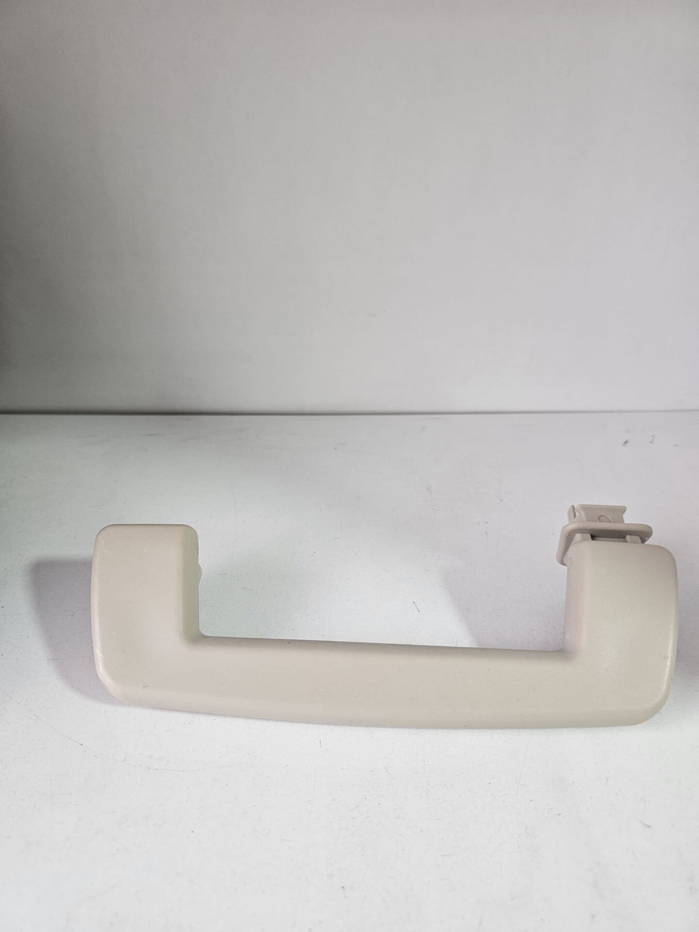 Ford Focus Tavan El Tutamağı Ön Sağ Askısız 2005-2011 (Krem - Sarı)