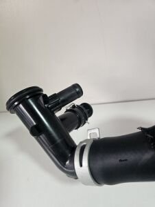 Ford Peugeot Citroen Su Kollektör Hortumu Flanş Borusu Uç Plastiği AV6Q8K512GA - FM5Q8K512AA - 9684589080 - 1336.AW