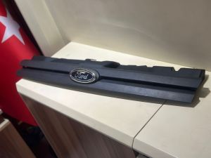 Ford Connect Ön Panjur Siyah Orta Kasa Logolu İmalat 2007-2009