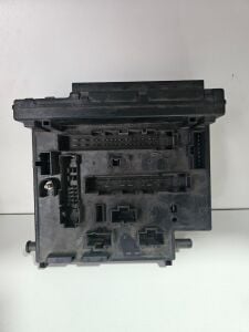 Ford Escort Sigorta Kutusu - Tablası 95AG14A073DB