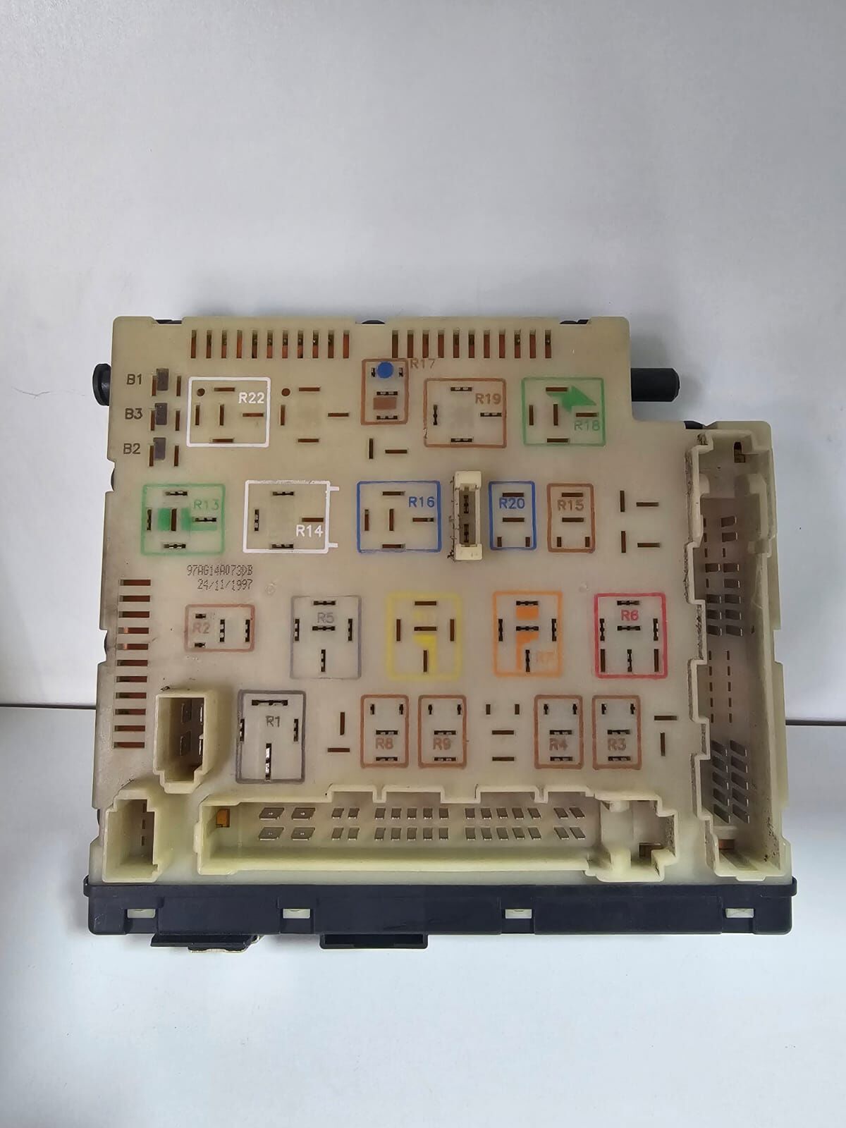 Ford Escort Sigorta Kutusu - Tablası 97AG14A073DB