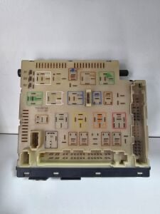 Ford Escort Sigorta Kutusu - Tablası 97AG14A073DB