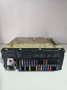 Ford Escort Sigorta Kutusu - Tablası 97AG14A073DB