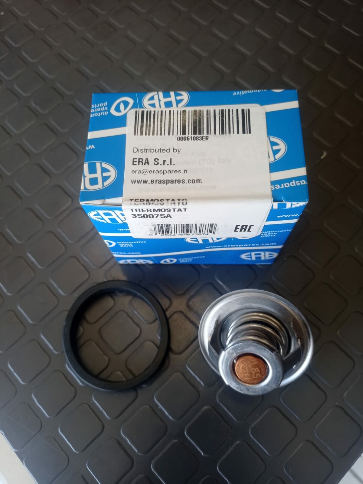 Ford Fiesta Benzinli Termostat 82° Derece Era