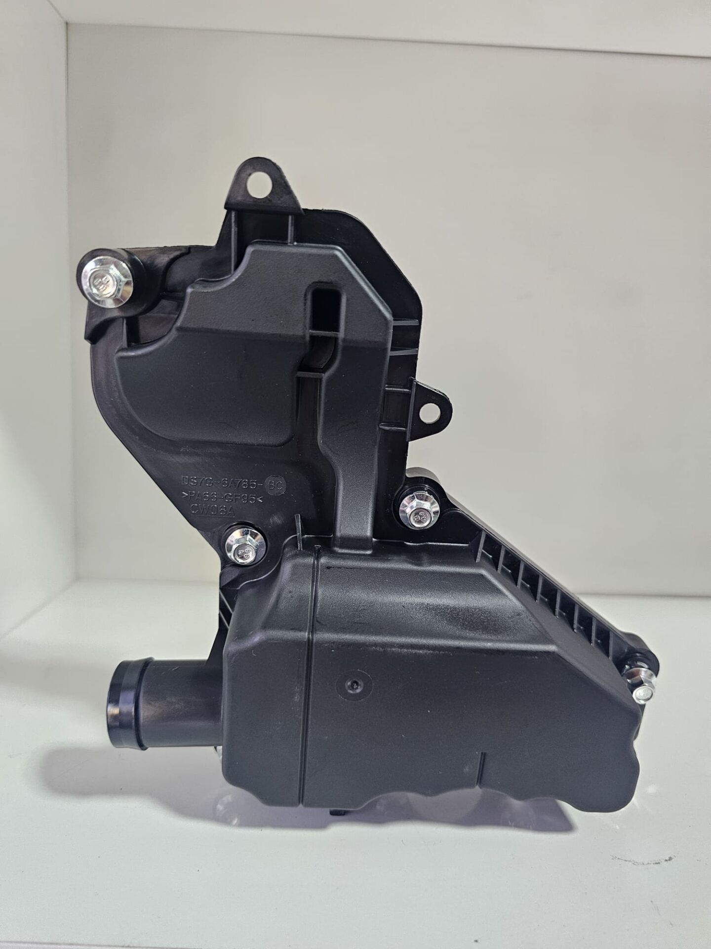 Ford Karter Havalandırma - Buhar Ayırıcı Haznesi (PCV Valfi Subap) 1.5 Ecoboost DS7G-6A785-BC, 1863698 (2014-2018)