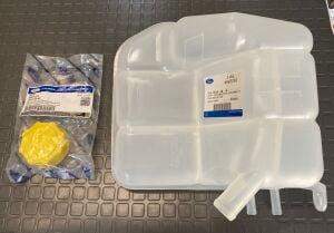 Ford Connect Radyatör Yedek Su Deposu ve Kapağı Orjinal 2002-2013