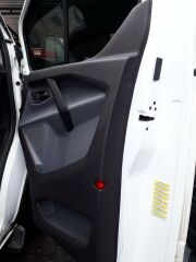 Ford Custom Kapı İçi Döşeme Reflektör Kapağı Sağ 2013-2018