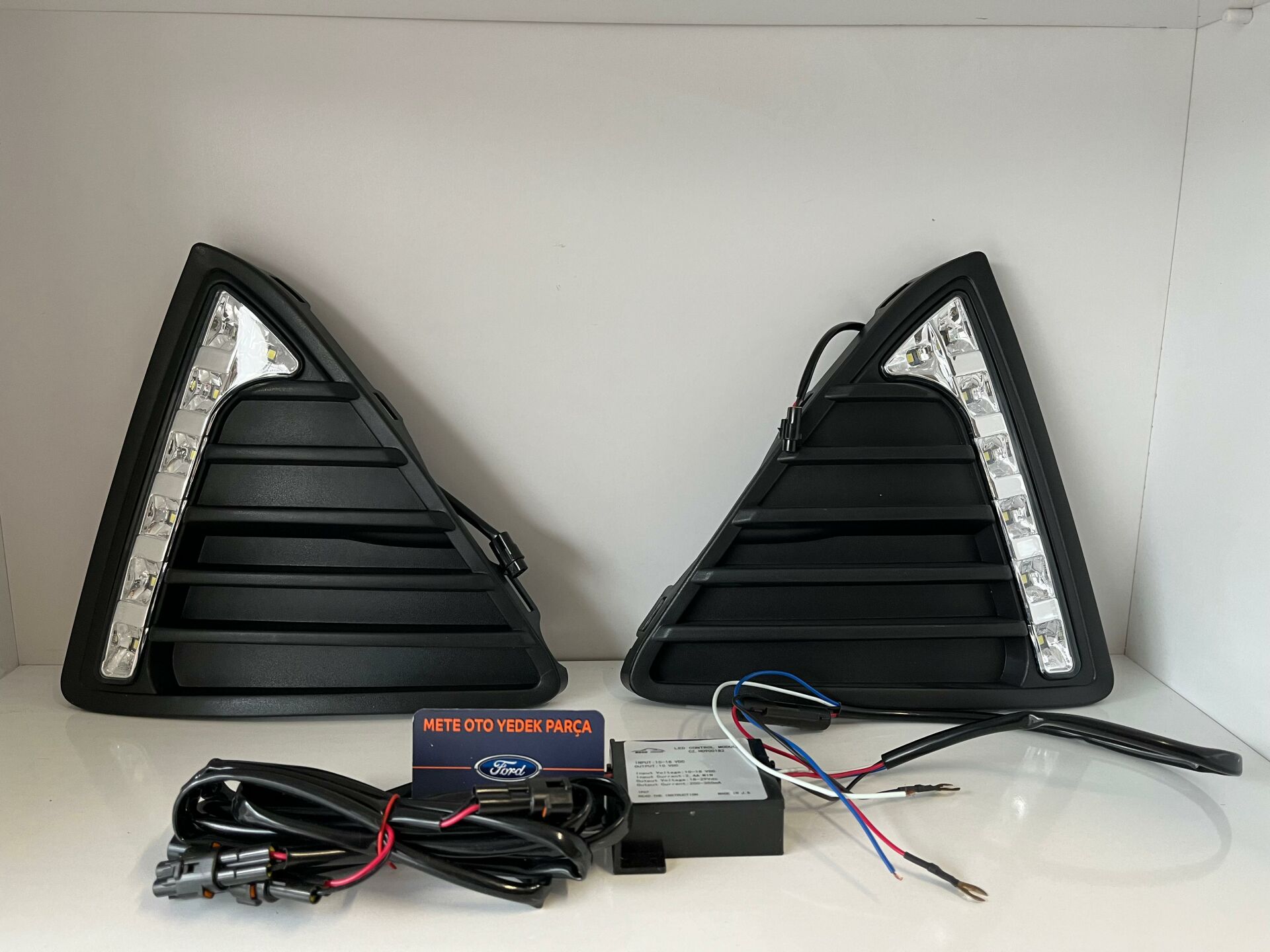 Ford Focus 3 Gündüz Led Farı Sağ Sol Takım Mat Siyah 2011-2014