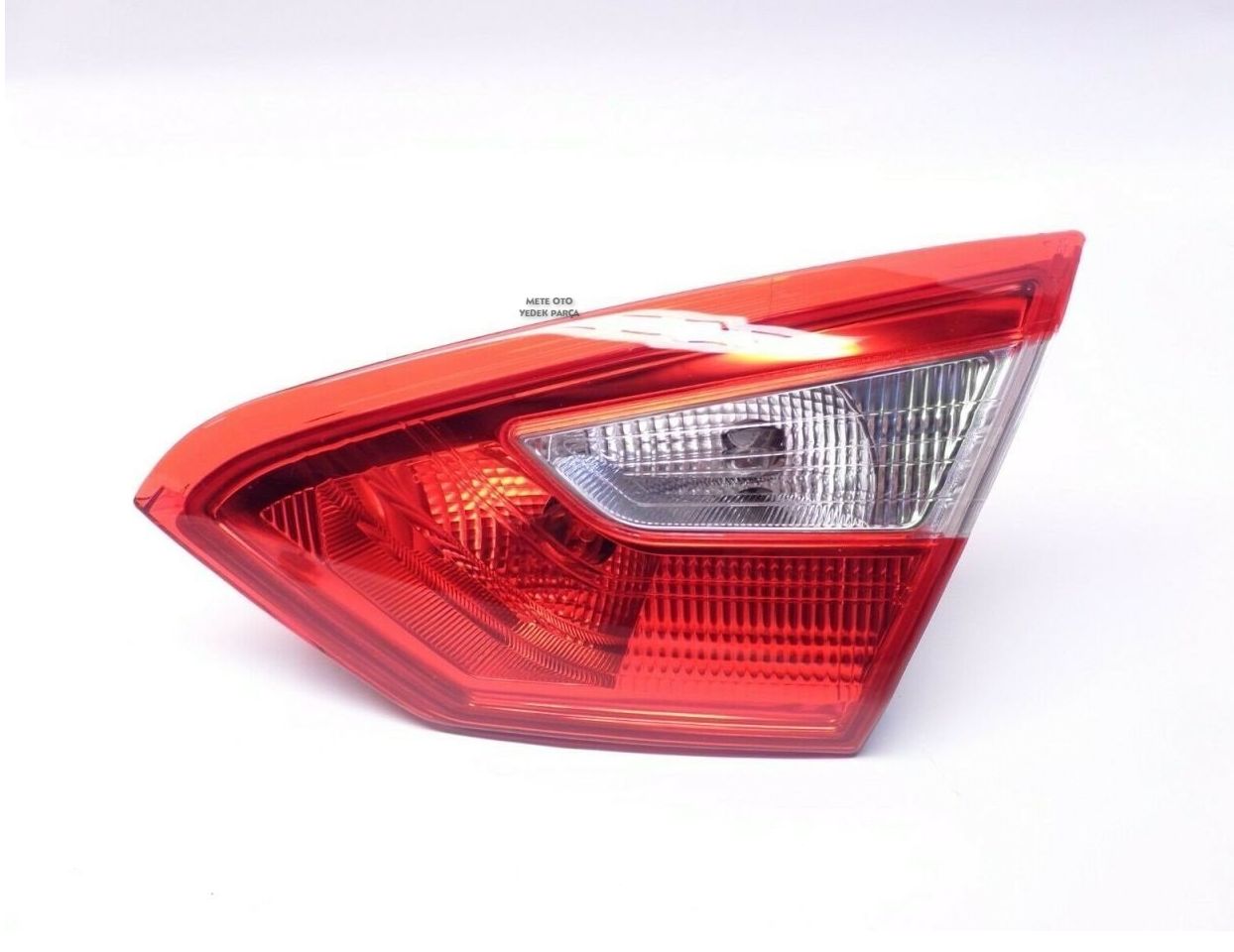 Ford Focus Arka Stop Lambası Sedan İç Sağ 2011-2014 Duylu