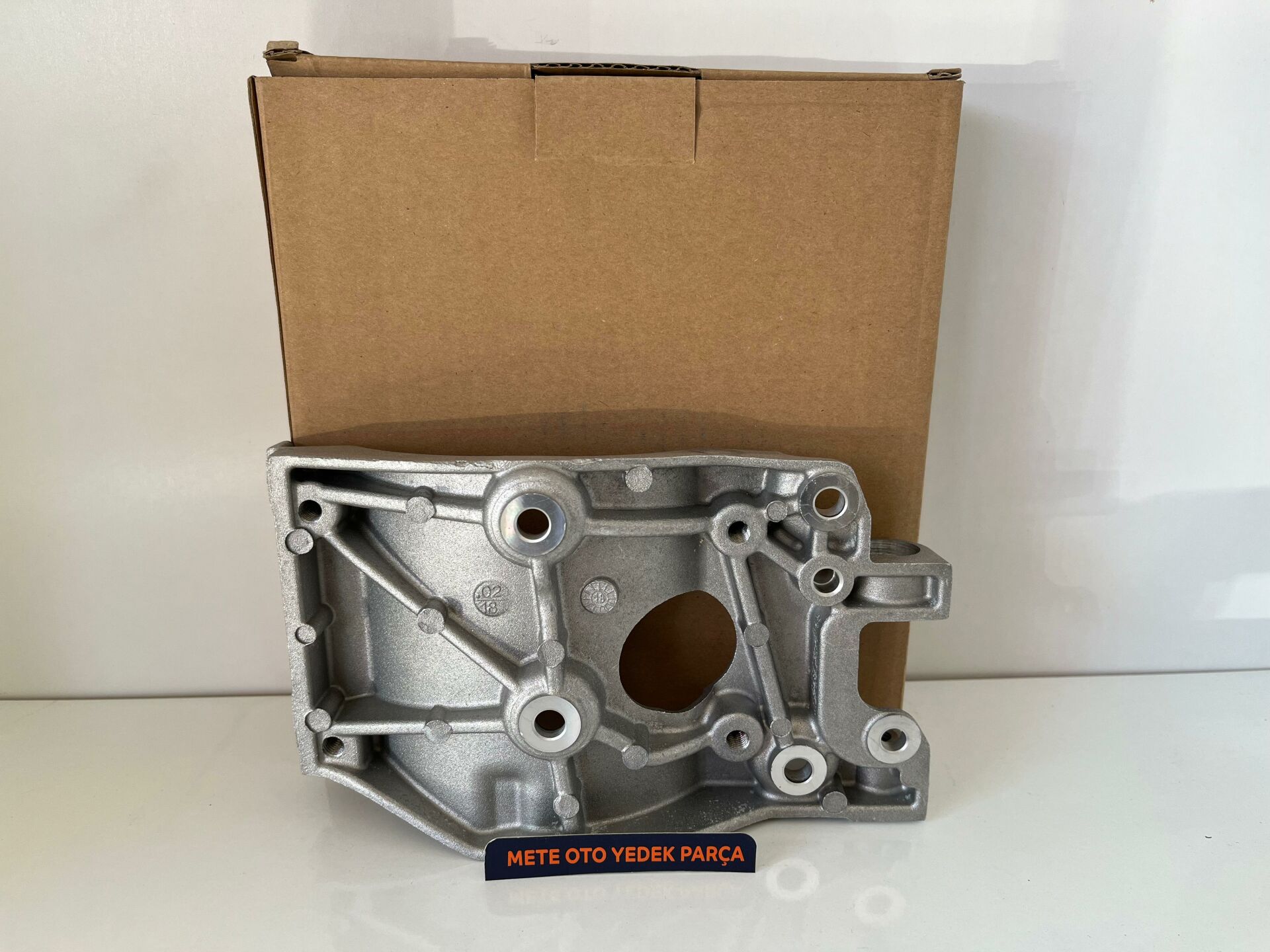Ford Fiesta Klima Kompresör Bağlantı Braketi 2008-2018 [AV2Q8D611A9B]