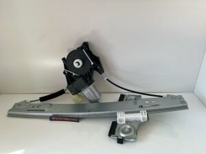 Ford Fiesta Ön Cam Krikosu Komple Motorlu Sol Şoför Tarafı 6 Pinli 8A61A23201BJ
