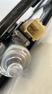 Ford Ranger Ön Cam Krikosu Komple Motorlu Sol Şoför Tarafı 6 Pinli AB392123201CG