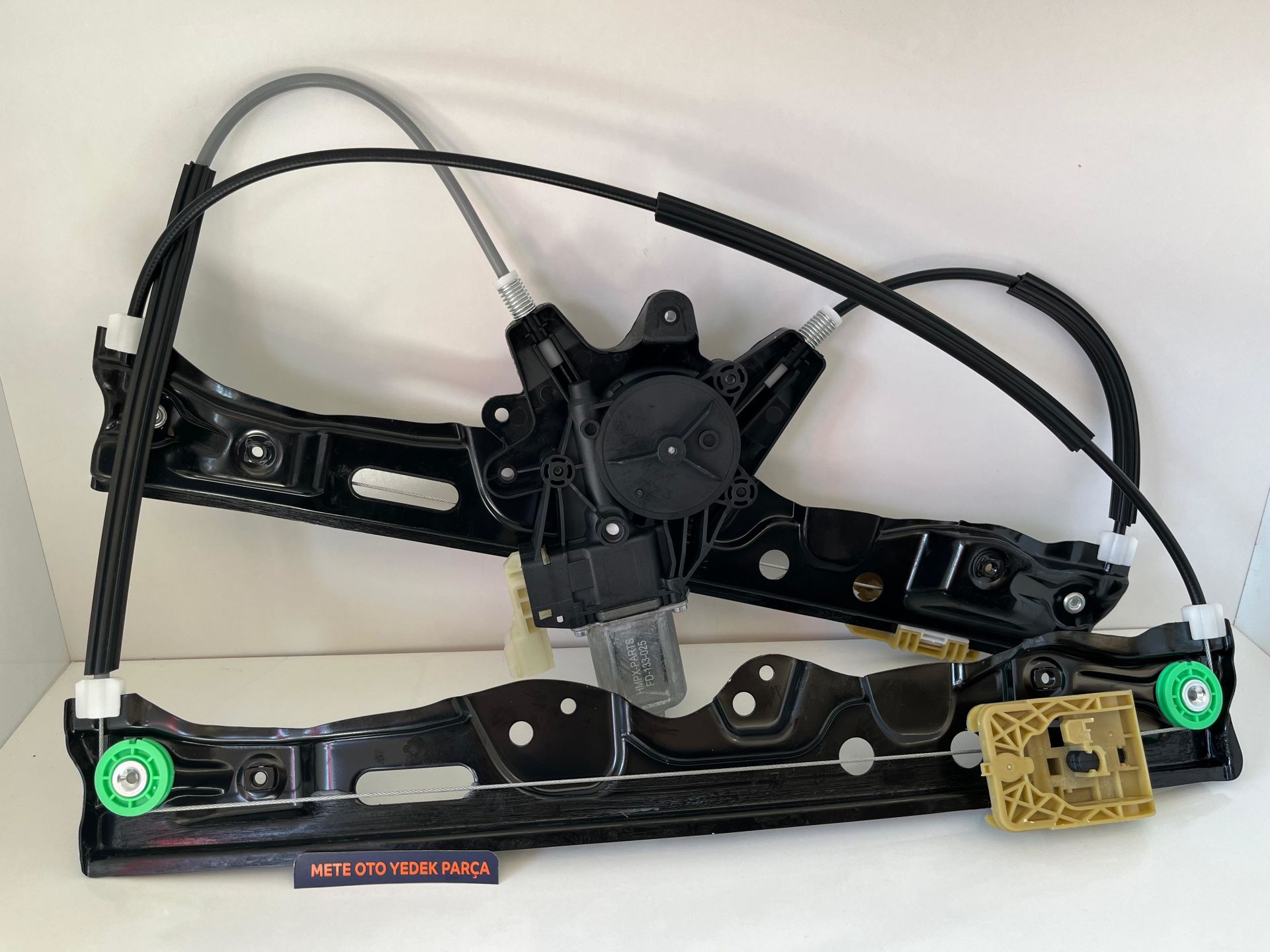 Ford Ranger Ön Cam Krikosu Komple Motorlu Sağ Yolcu Tarafı 2 Pinli AB392123200CG