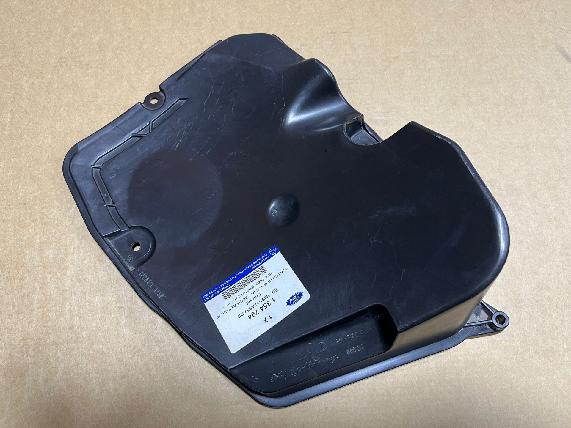 Ford Focus C-max Beyin Kutu - Hava Filtre Susturucu Kapağı - Tek Kapak 3M5112A659DD