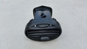 Ford Focus 1 Kalorifer Üfleme Izgarası Uzun Tip Yan 2. El Çıkma