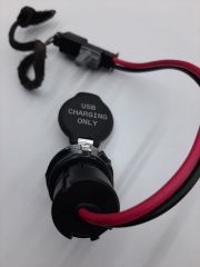 Ford Courier Usb Girişi Soket Komple Et7619G247Ba