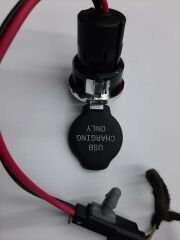 Ford Courier Usb Girişi Soket Komple Et7619G247Ba