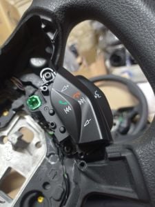 Ford Focus Direksiyon Simidi Komple Hız Sabitleme + Sesli Konuşma 2011-2015