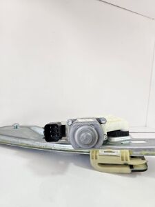 Ford Focus Arka Cam Krikosu Komple Motorlu Sağ Yolcu Tarafı 6 Pinli BM51A27000BA